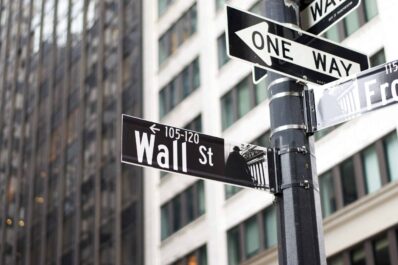Wall Street Fined $1.1b, FCA Questions WhatsApp Use, Mark Steward Steps Down From FCA & More | Latest Financial News Roundup