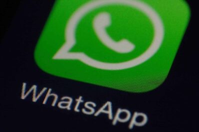 The Great WhatsApp Conundrum: Use Or Ban?